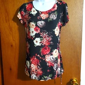 Floral lace up t-shirt